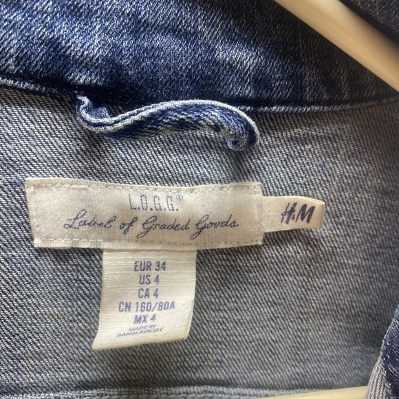 L.O.G.G Women Sz 4 JEAN JACKET Label of Graded GOODS Medium Wash Distressed - Picture 2 of 5